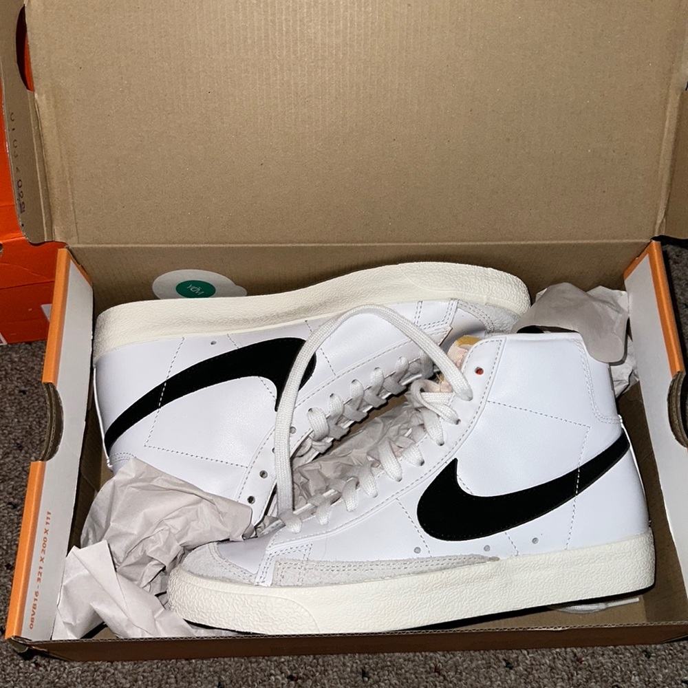 Brand new Nike blazers